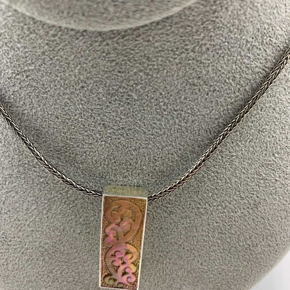 Lois Hill Mother Of Pearl Necklace New No Tags